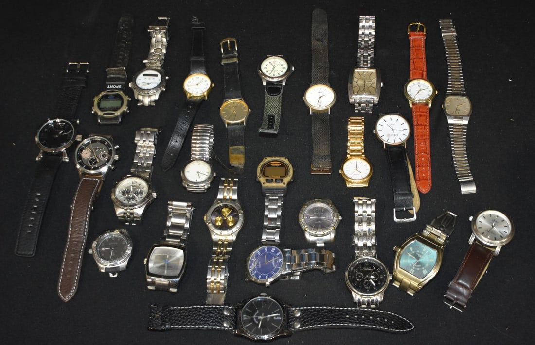 A collection of wristwatches. Not working (25) (1 of 3)