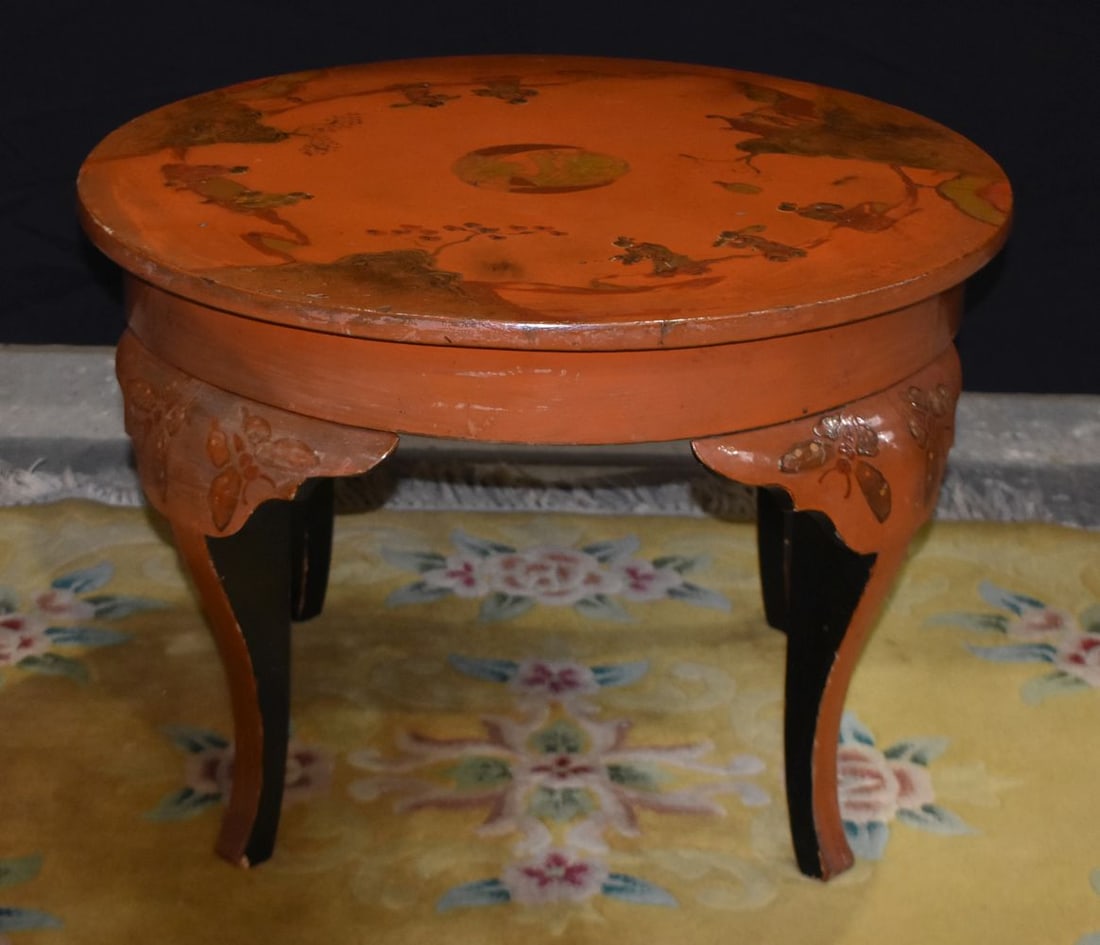 A Mid Century Japanese lacquered table 41 x 61cm (1 of 8)