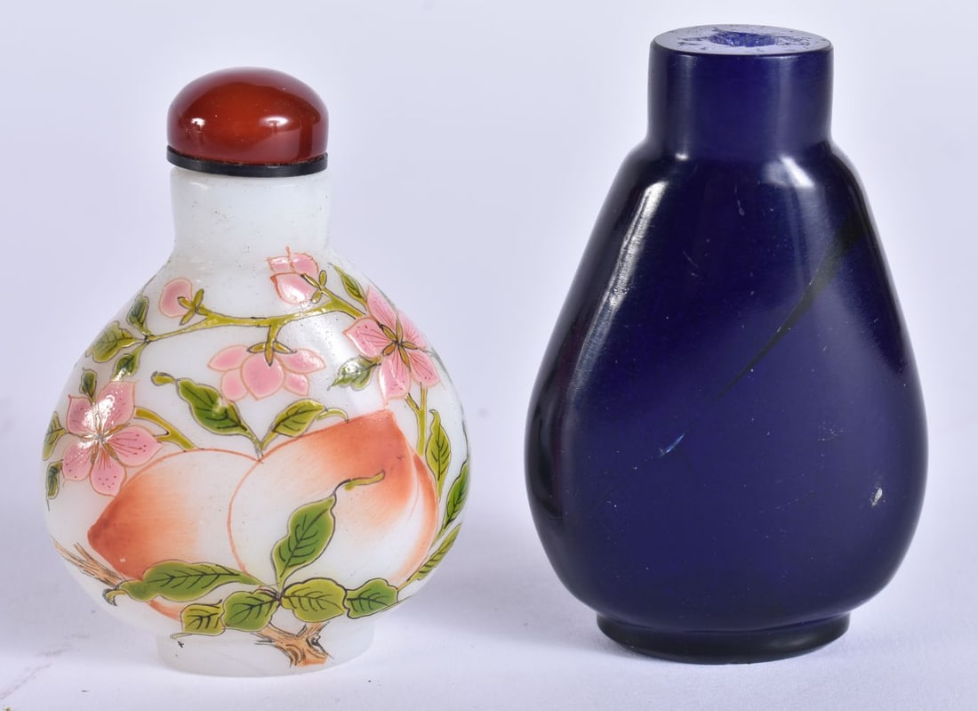TWO CHINESE BEIJING GLASS SNUFF BOTTLES. Largest 5.5 cm high. (2) (1 of 5)