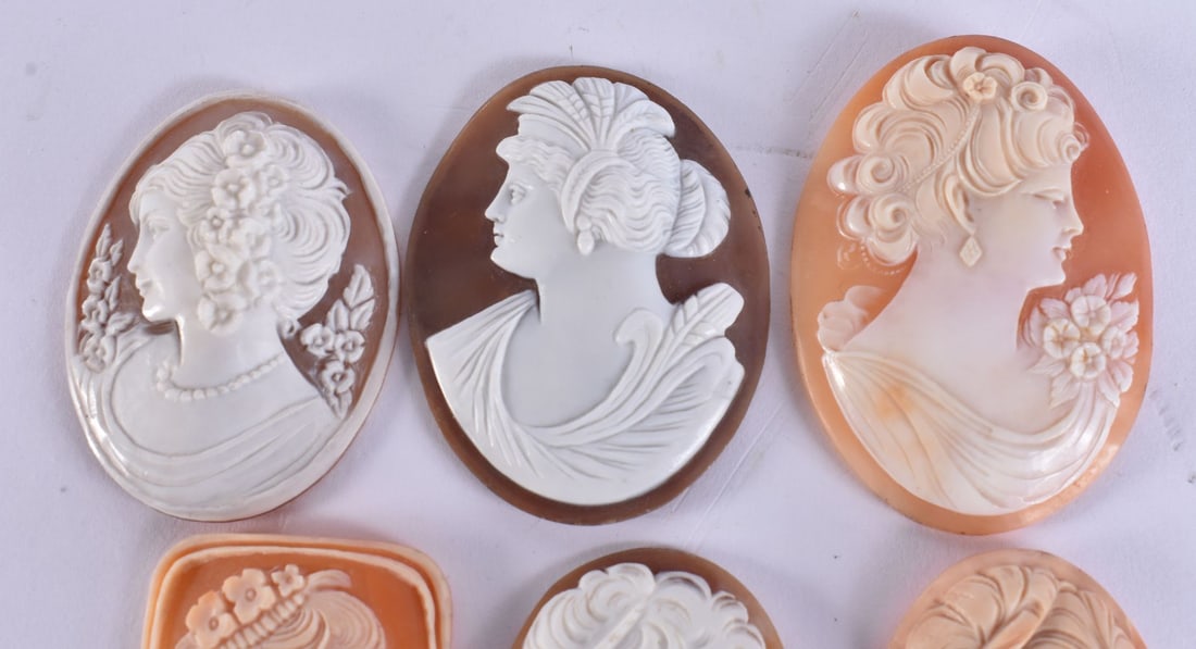 ASSORTED CAMEOS. (qty) - 2