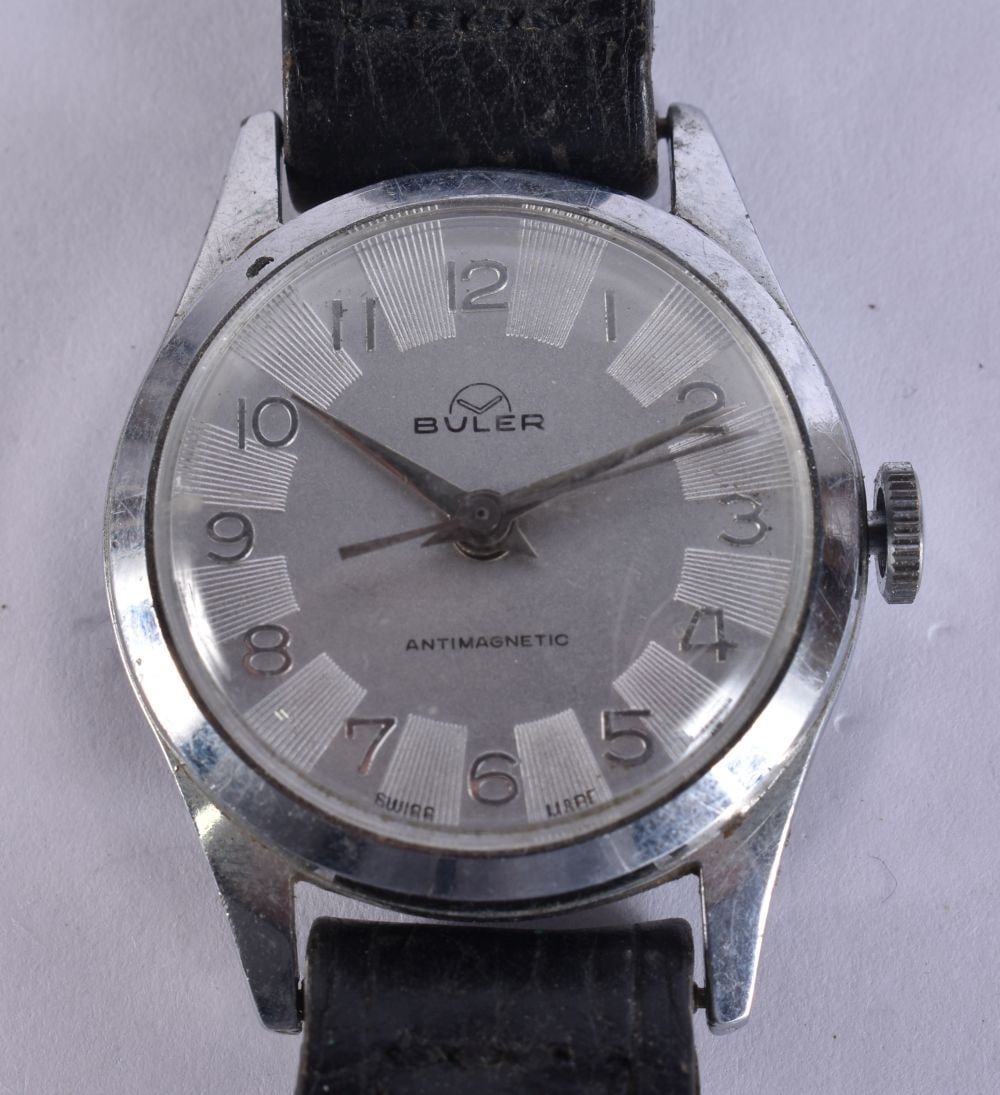 A VINTAGE BULER WRISTWATCH. Running. 3.25 cm wide.: A VINTAGE BULER WRISTWATCH. Running. 3.25 cm wide.