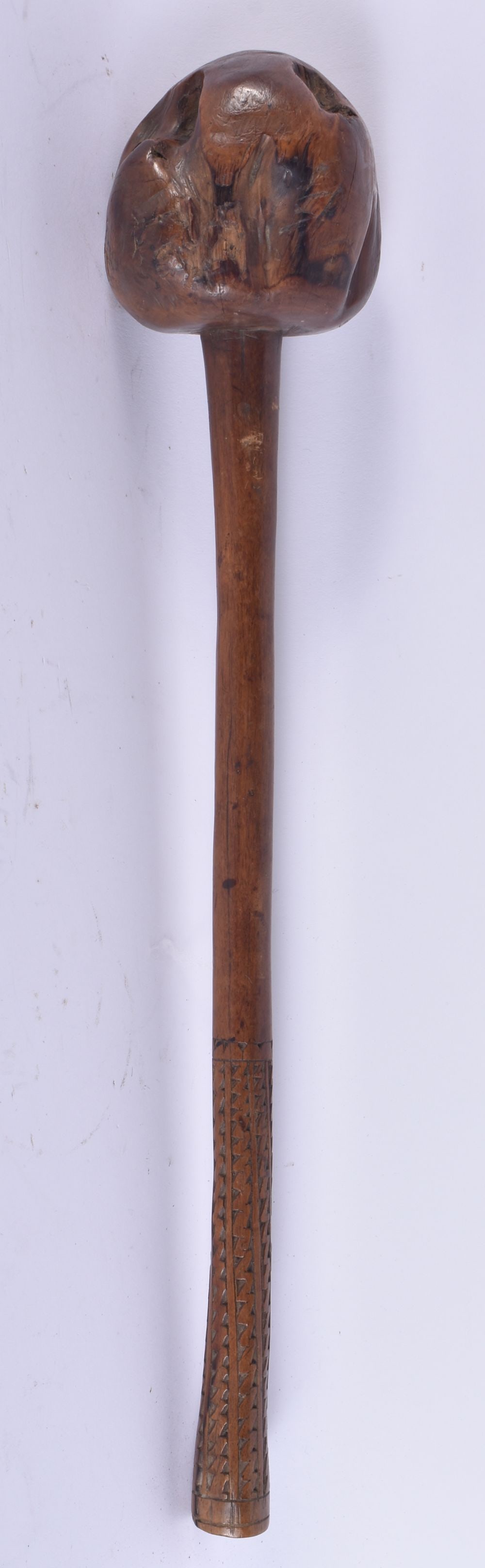AN UNUSUAL 19TH CENTURY SOUTH SEA POLYNESIAN ISLANDS WOOD CLUB of small proportions. 39 cm long. (1 of 9)
