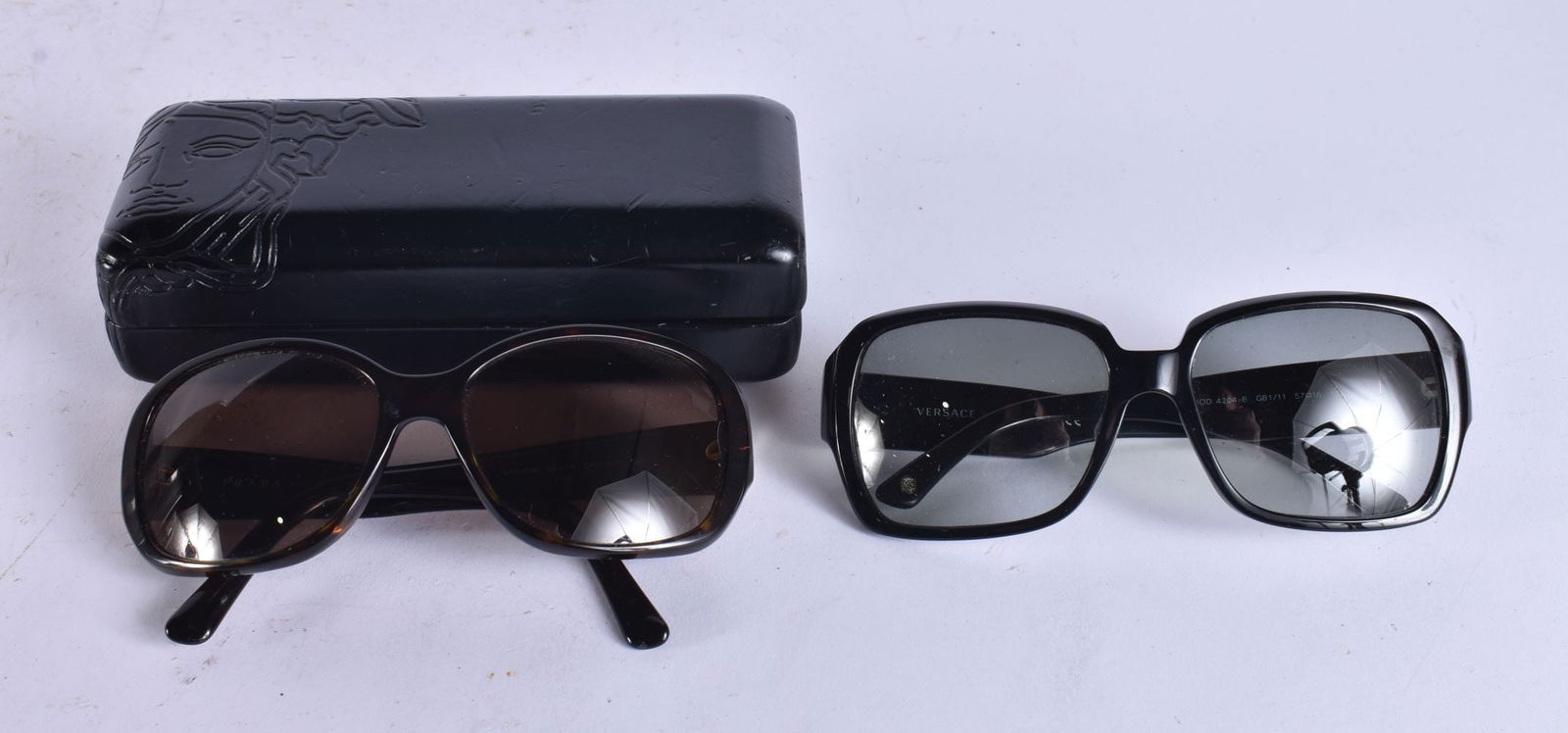Designer Sunglasses Inc Versace & Prada Inc Diamante Versace Case. (2) WE ARE UNABLE TO SHIP THIS L (1 of 7)