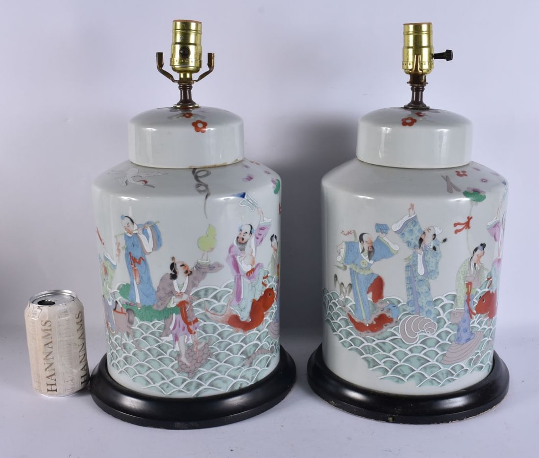 A LARGE PAIR OF EARLY 20TH CENTURY CHINESE FAMILLE ROSE PORCELAIN LAMPS Late Qing/Republic. 42 cm x (1 of 7)