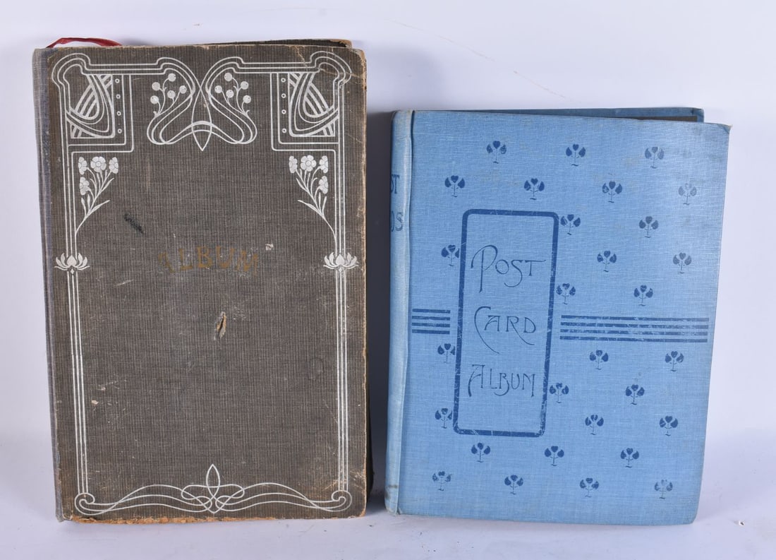 A large collection of early 20th century and later postcards, predominantly topographical, including (1 of 7)