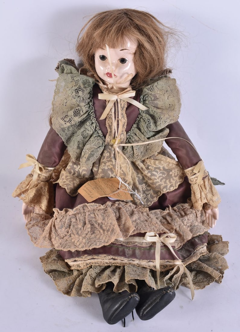 A Jessica GEORG Creation porcelain head English doll - Rachel, with lace clothing, 51 cm high. (1 of 6)