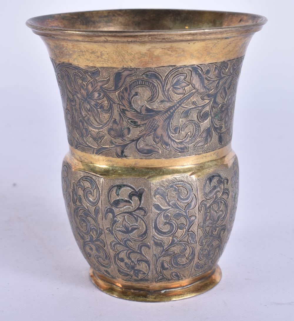 AN ANTIQUE RUSSIAN SILVER GILT NIELLO BEAKER. 104 grams. 8.75 cm high. (1 of 5)