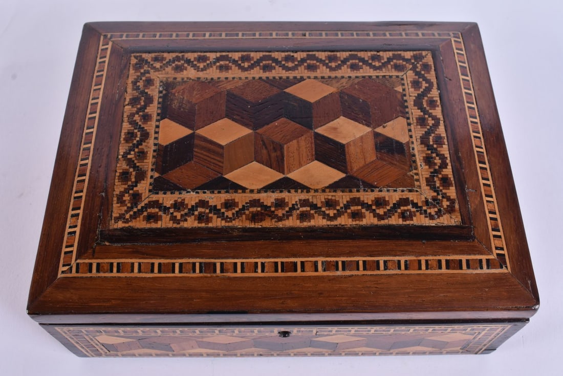 A VICTORIAN TUNBRIDGEWARE BOX. 20 cm x 15 cm. (1 of 5)