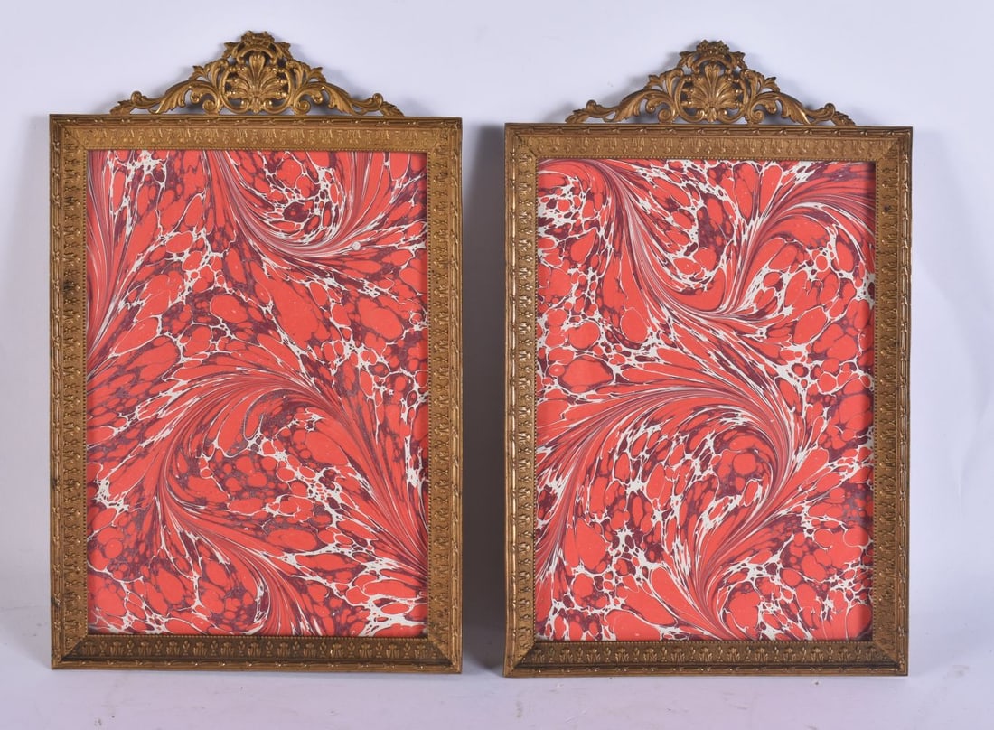 A PAIR OF ANTIQUE FRENCH EMPIRE STYLE PHOTOGRAPH FRAMES. 24 cm x 16 cm.: A PAIR OF ANTIQUE FRENCH EMPIRE STYLE PHOTOGRAPH FRAMES. 24 cm x 16 cm.