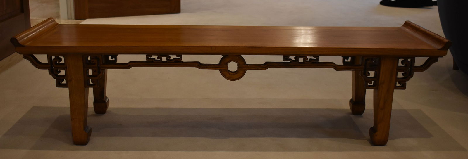 AN EARLY 20TH CENTURY CHINESE CARVED WOOD LOW TABLE Late Qing/Republic. 160 cm x 42cm x 42cm. (1 of 10)
