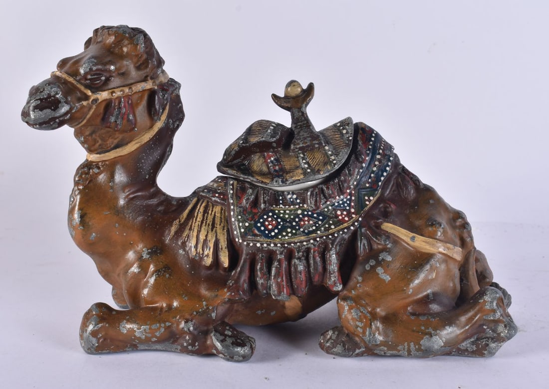 A LARGE AUSTRIAN COLD PAINTED SPELTER CAMEL INKWELL. 21 cm x 15 cm.: A LARGE AUSTRIAN COLD PAINTED SPELTER CAMEL INKWELL. 21 cm x 15 cm.