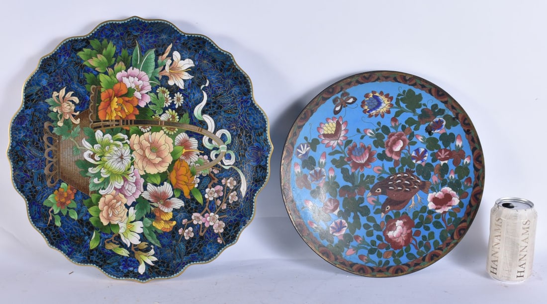 A LATE 19TH CENTURY JAPANESE MEIJI PERIOD CLOISONNE ENAMEL DISH together with a large Chinese scallo (1 of 8)