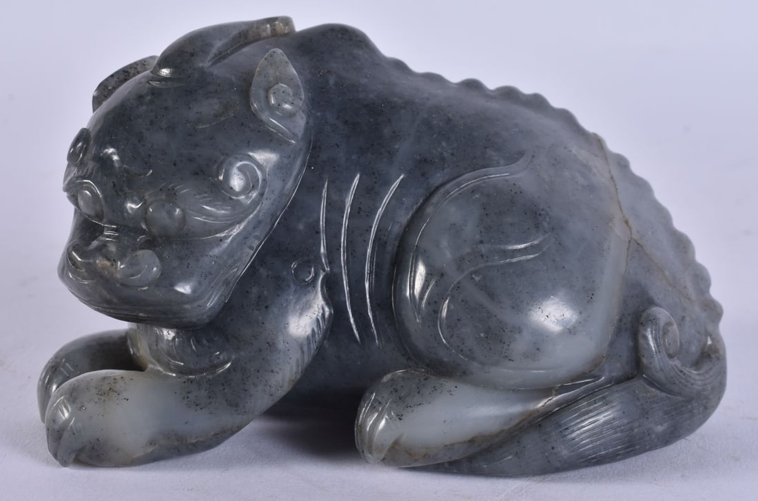 A FINE CHINESE QING DYNASTY CARVED GREY JADE FIGURE OF A BEAST. 13 cm x 8 cm. (1 of 5)