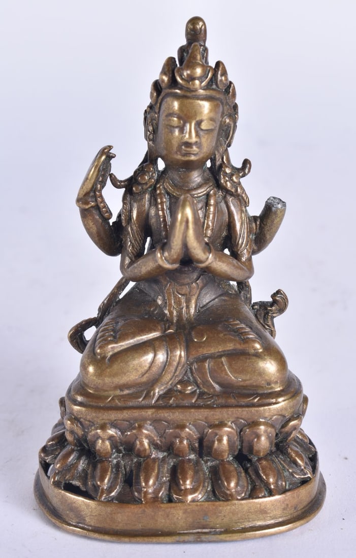 A 17TH/18TH CENTURY CHINESE TIBETAN BRONZE FIGURE OF A BUDDHA. 9.5 cm x 5.5 cm. (1 of 12)