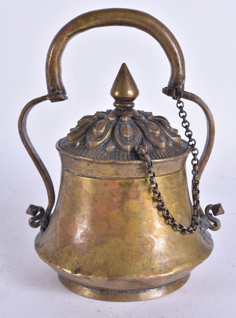 AN 18TH/19TH CENTURY TIBETAN BRONZE ALLOY JAR AND COVER. 18 cm high. (1 of 5)