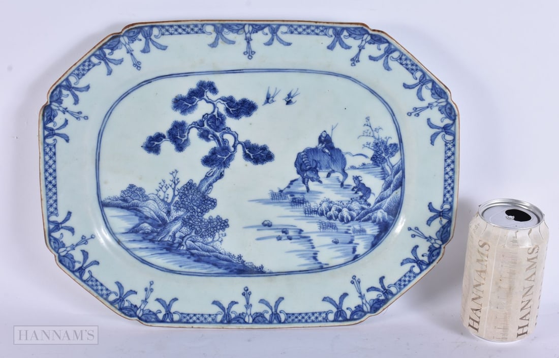 A LARGE 18TH CENTURY CHINESE EXPORT BLUE AND WHITE BUFFALO DISH Qianlong. 34 cm x 26 cm.: A LARGE 18TH CENTURY CHINESE EXPORT BLUE AND WHITE BUFFALO DISH Qianlong. 34 cm x 26 cm.