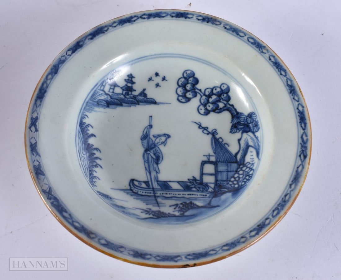 AN 18TH CENTURY CHINESE EXPORT BLUE AND WHITE PORCELAIN BOWL Qianlong. 15 cm wide. (1 of 5)