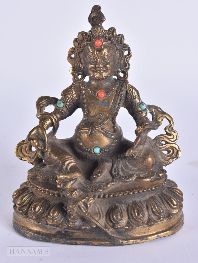 A CHINESE TIBETAN BRONZE BUDDHA. 8.5 cm high. (1 of 6)