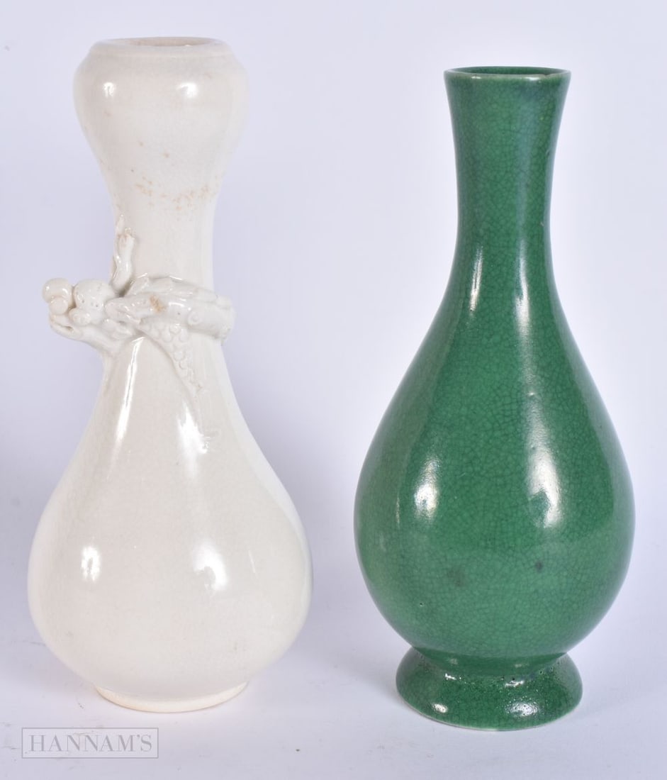 A CHINESE QING DYNASTY GREEN MONOCHROME VASE together with a blanc de chine vase. 14.5 cm high. (2) (1 of 5)