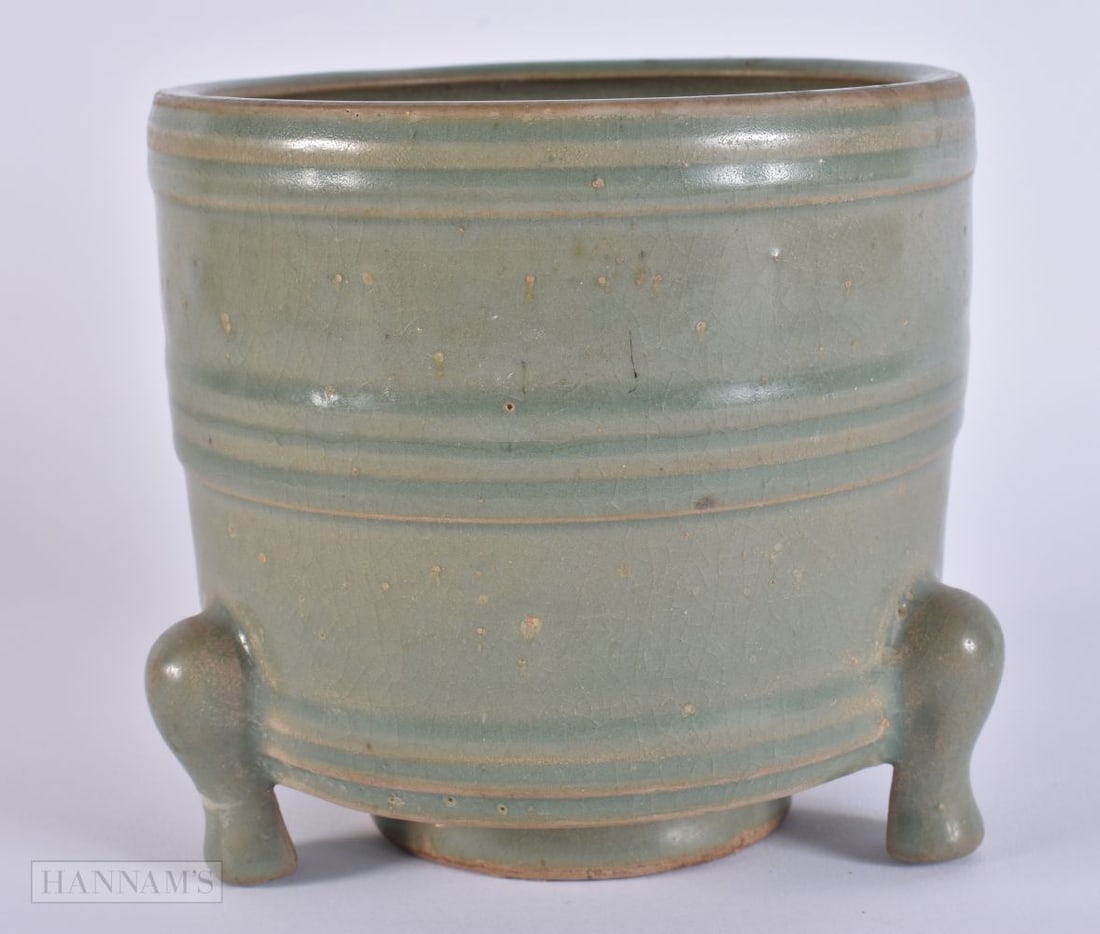A CHINESE MONOCHROME CELADON CENSER. 13 cm x 13 cm. (1 of 5)
