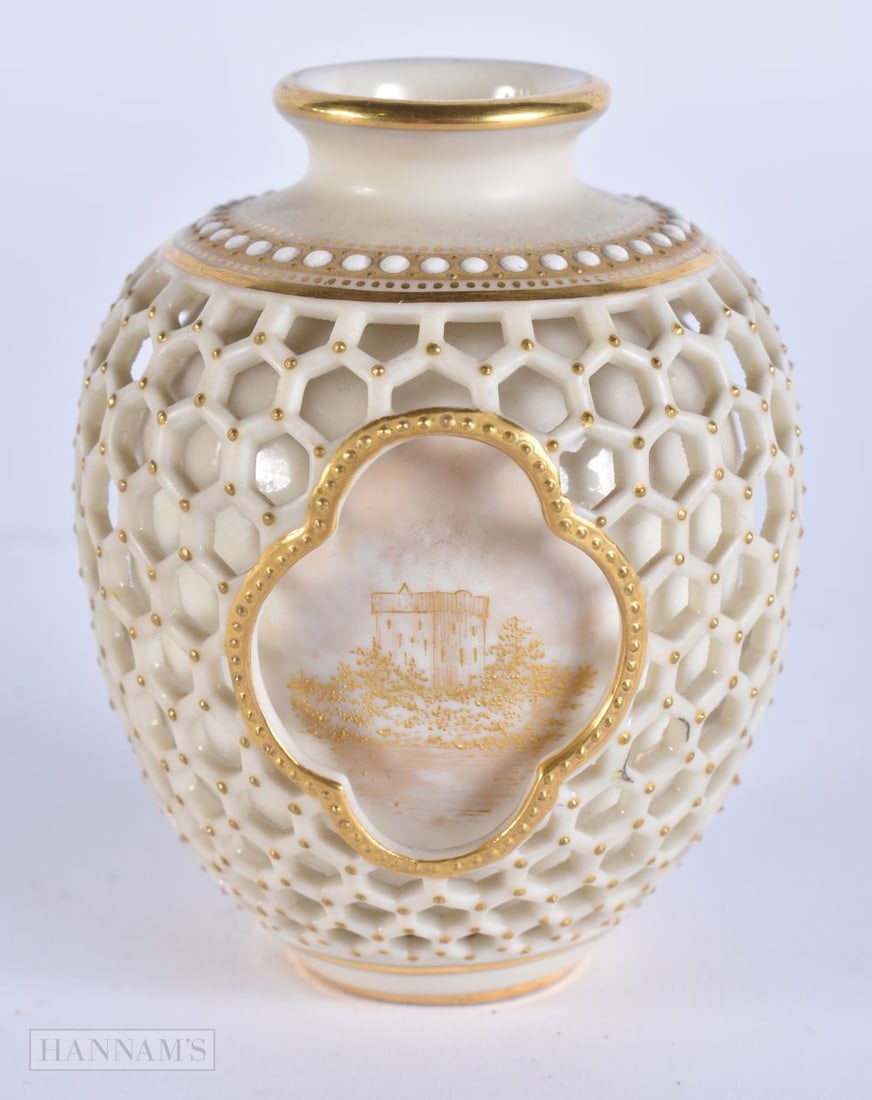 AN ANTIQUE ROYAL WORCESTER RETICULATED PORCELAIN VASE Attributed to GEORGE Owen. 9 cm x 5 cm. (1 of 7)