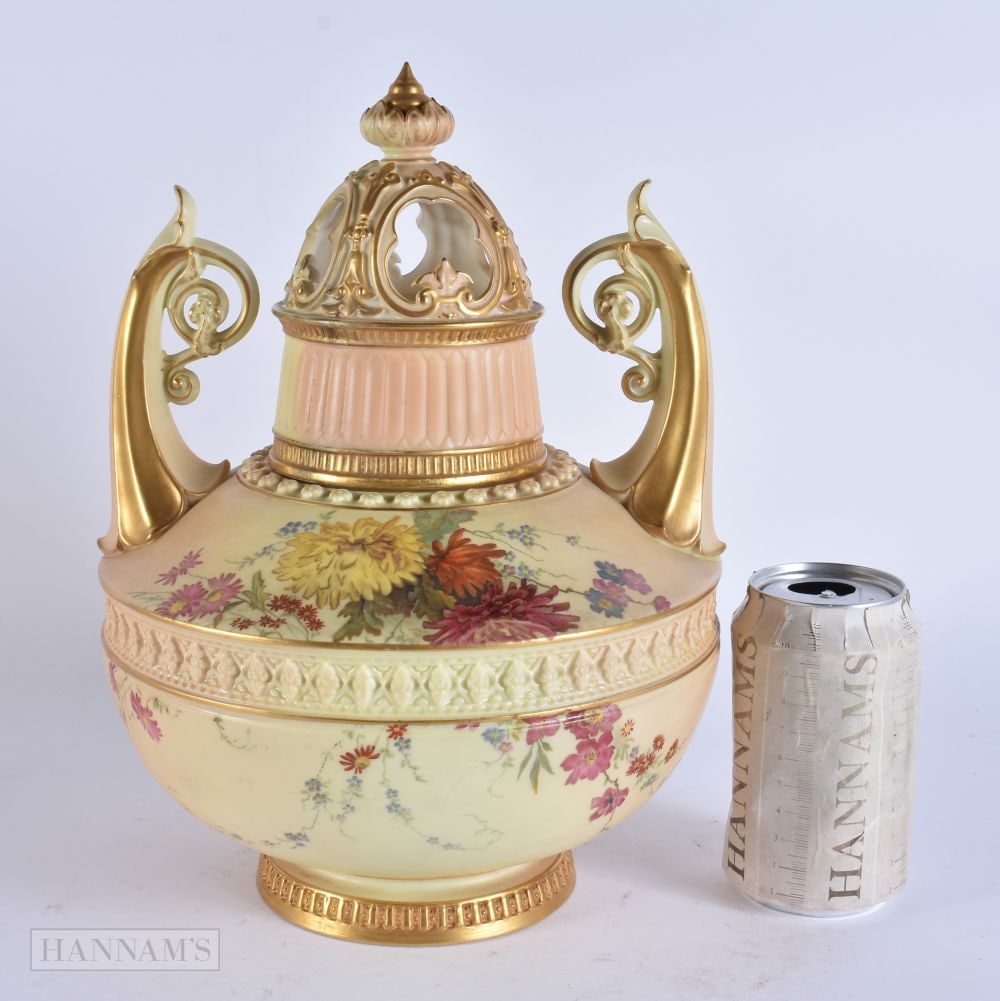 AN UNUSUAL LARGE ROYAL WORCESTER BLUSH IVORY POT POURRI AND COVER with inner cover. 30 cm x 15 cm. (1 of 5)