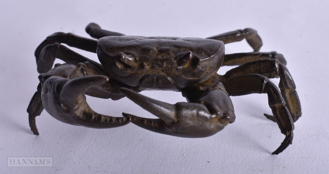 An Articulated Bronze Crab. 10cm x 8cm x 5 cm, weight 185g: An Articulated Bronze Crab. 10cm x 8cm x 5 cm, weight 185g