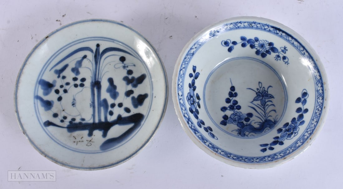 AN 18TH CENTURY CHINESE EXPORT BLUE AND WHITE BOWL Qianlong, together with a dish. 15 cm wide. (2) (1 of 4)