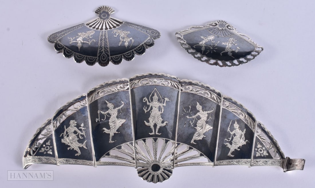 ASSORTED THAI SILVER NIELLO JEWELLERY. 87 grams. (3): ASSORTED THAI SILVER NIELLO JEWELLERY. 87 grams. (3)