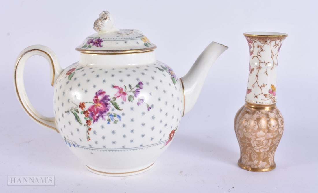 AN UNUSUAL ANTIQUE WEDGWOOD PORCELAIN VASE together with a Royal Worcester teapot and cover. Largest: AN UNUSUAL ANTIQUE WEDGWOOD PORCELAIN VASE together with a Royal Worcester teapot and cover. Largest 15 cm wide. (2)