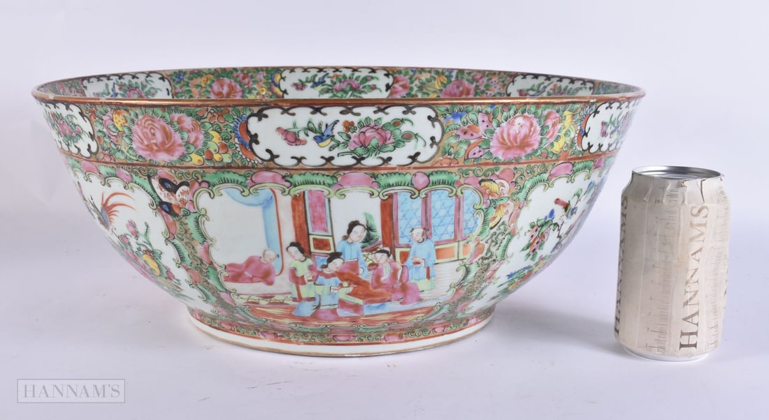 A LARGE 19TH CENTURY CHINESE CANTON FAMILLE ROSE PORCELAIN BOWL Qing. 42 cm x 15 cm. (1 of 8)