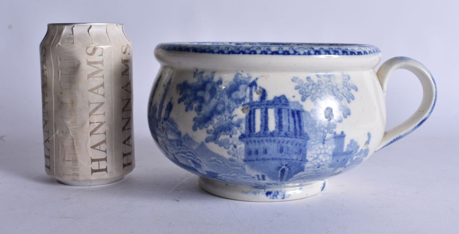 AN UNUSUAL 19TH CENTURY ENGLISH BLUE AND WHITE POTTERY VOMIT POT SPITTOON. 19 cm wide. (1 of 7)