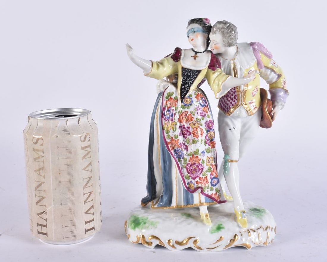 AN ANTIQUE GERMAN PORCELAIN FIGURE OF A DANCING MALE AND FEMALE. 20 cm high. (1 of 6)