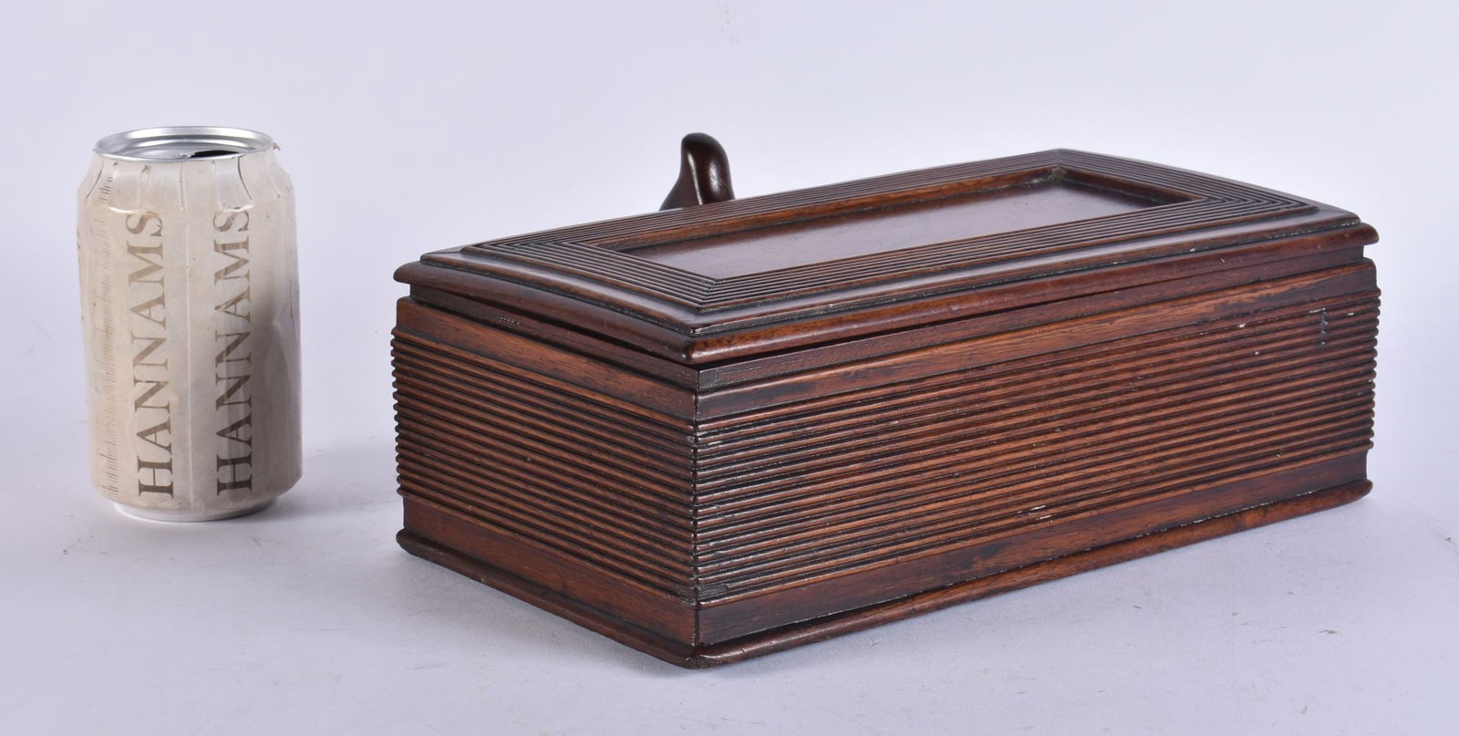 A RARE EARLY VICTORIAN MAHOGANY CIGAR SALESMAN TREEN BOX. 28 cm x 15 cm. (1 of 5)