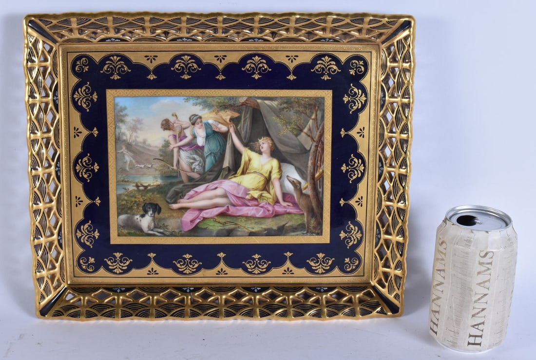 A FINE LATE 19TH CENTURY VIENNA PORCELAIN RETICULATED TRAY painted with figures. 33 cm x 27 cm. (1 of 6)