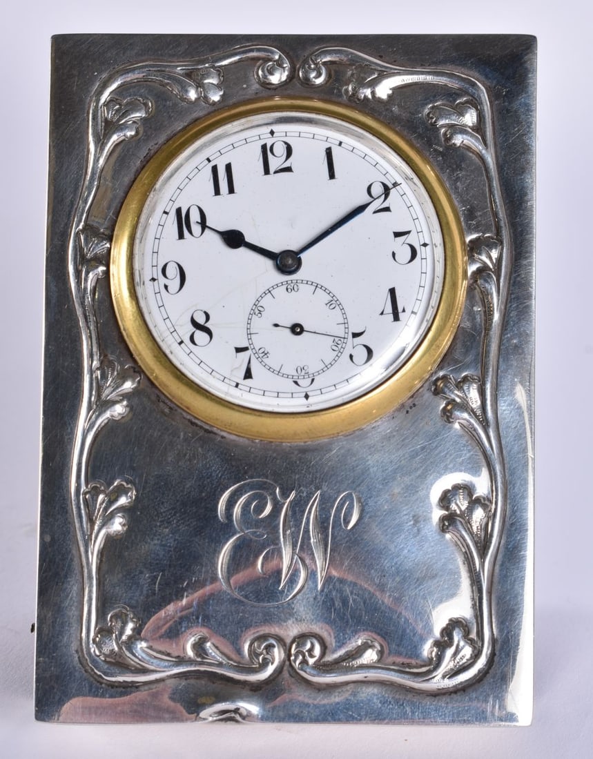 A SILVER CASED CLOCK. Untested. 284 grams overall. 10.5 cm x 7.5 cm. (1 of 4)