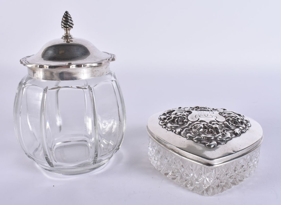 TWO SILVER MOUNTED GLASS BOXES. Silver 96 grams. 10.5 cm x 9.5 cm. (2) (1 of 5)