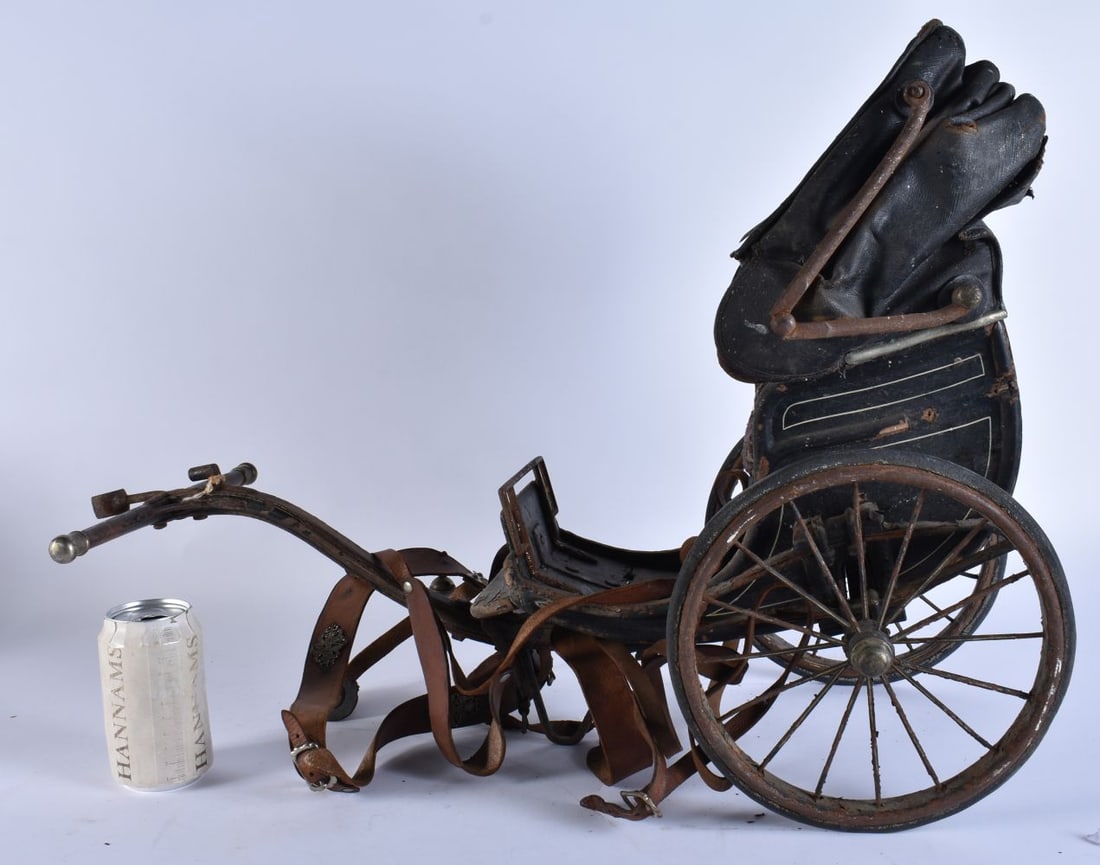 A VICTORIAN LEATHER MOUNTED HORSE DRAWN CART. 64 cm x 44 cm. (1 of 8)