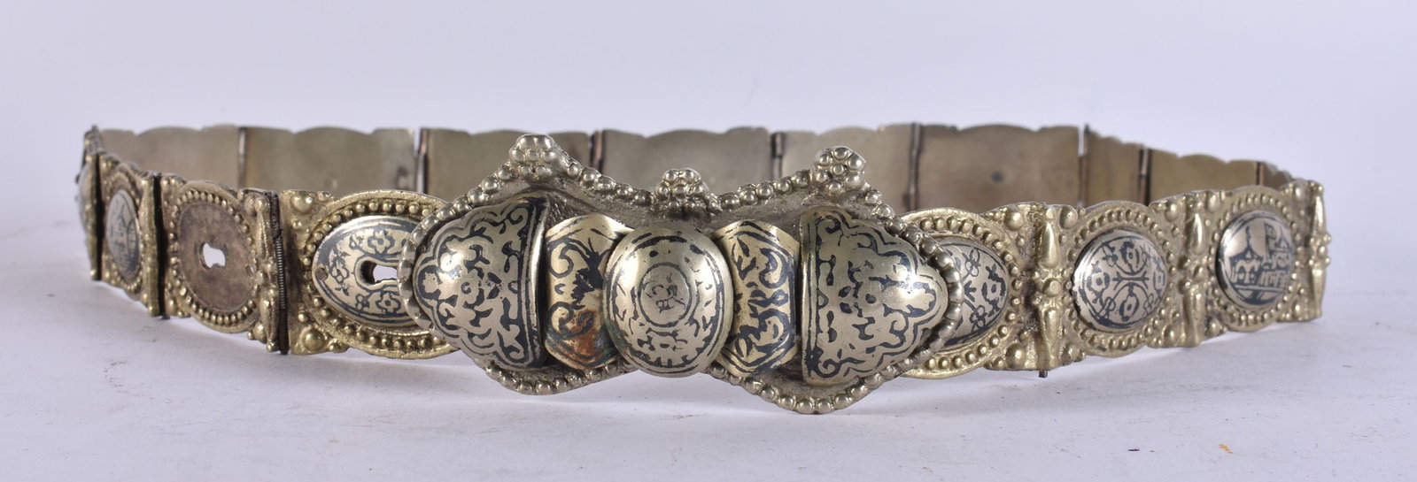 AN ANTIQUE TURKISH WHITE METAL NIELLO BELT. 400 grams. 79 cm long. (1 of 5)