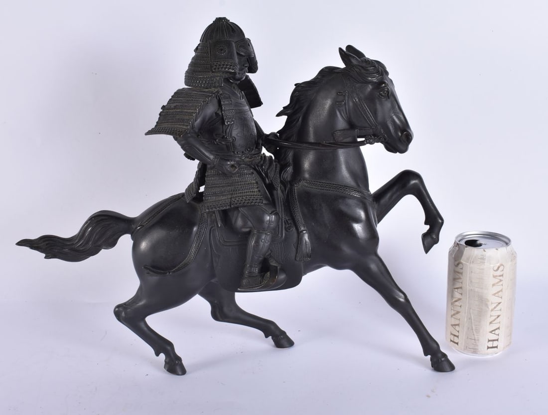 A LARGE 19TH CENTURY JAPANESE MEIJI PERIOD BRONZE OKIMONO modelled as a samurai on horseback. 34 cm (1 of 8)