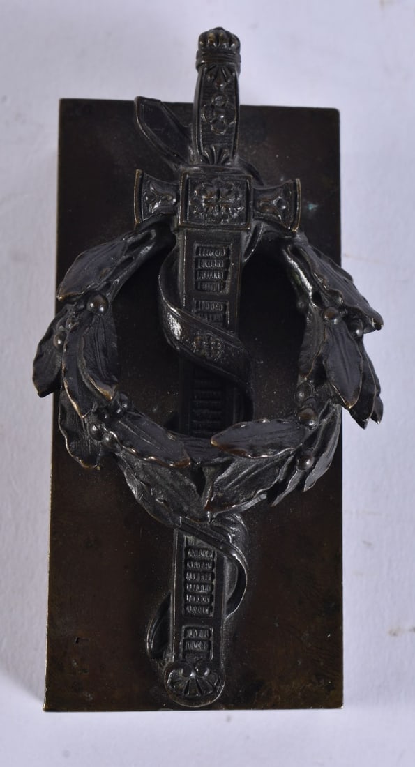 A 19TH CENTURY EUROPEAN GRAND TOUR BRONZE PAPERWEIGHT. 9.25 cm x 4.5 cm. (1 of 5)