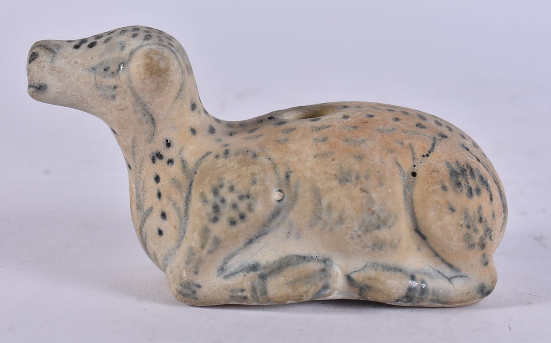 AN EARLY SOUTH EAST ASIAN BLUE AND WHITE PORCELAIN WATER DROPPER. 8.5 cm x 4.5 cm. (1 of 5)