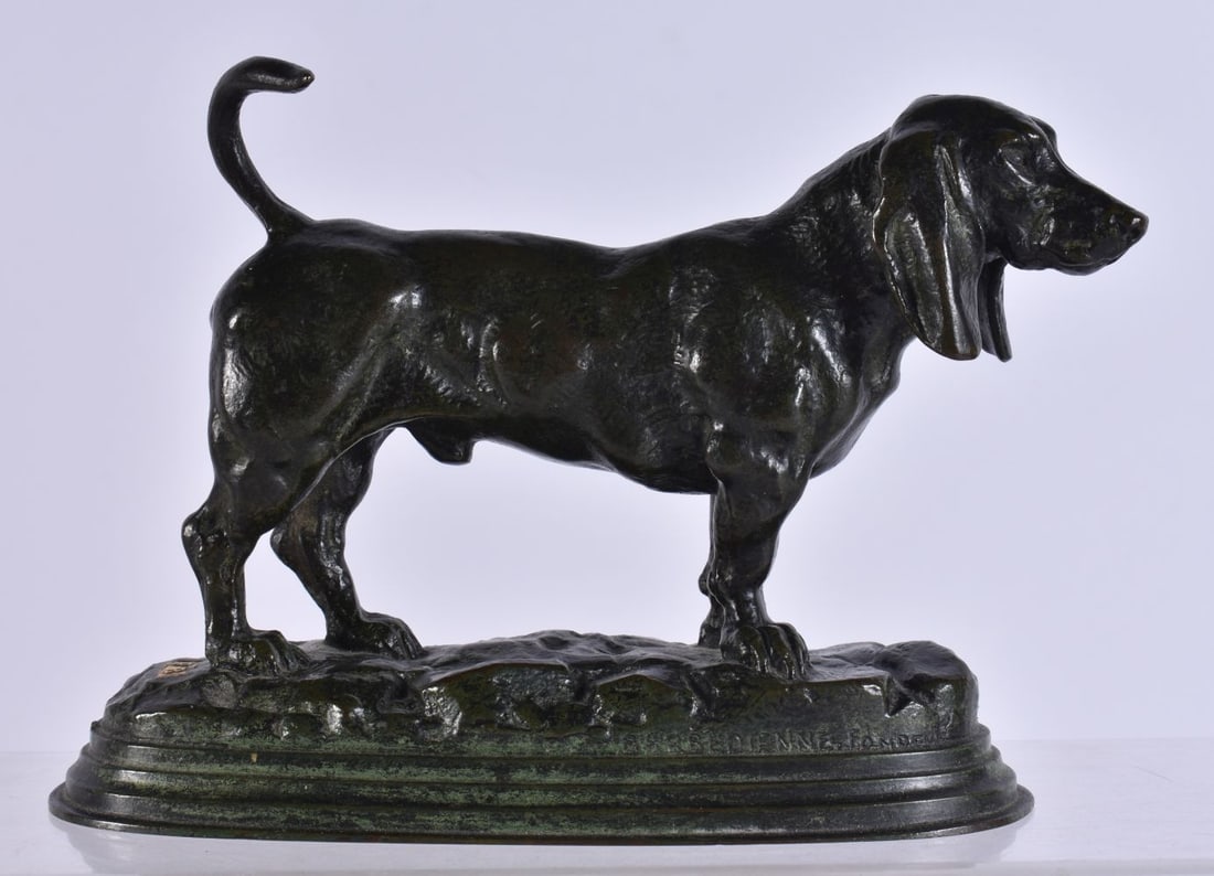 Antoine Louis Bayre (1796-1875) Bronze, Gold FB foundry stamp, hound. 14 cm x 10.5 cm. (1 of 6)