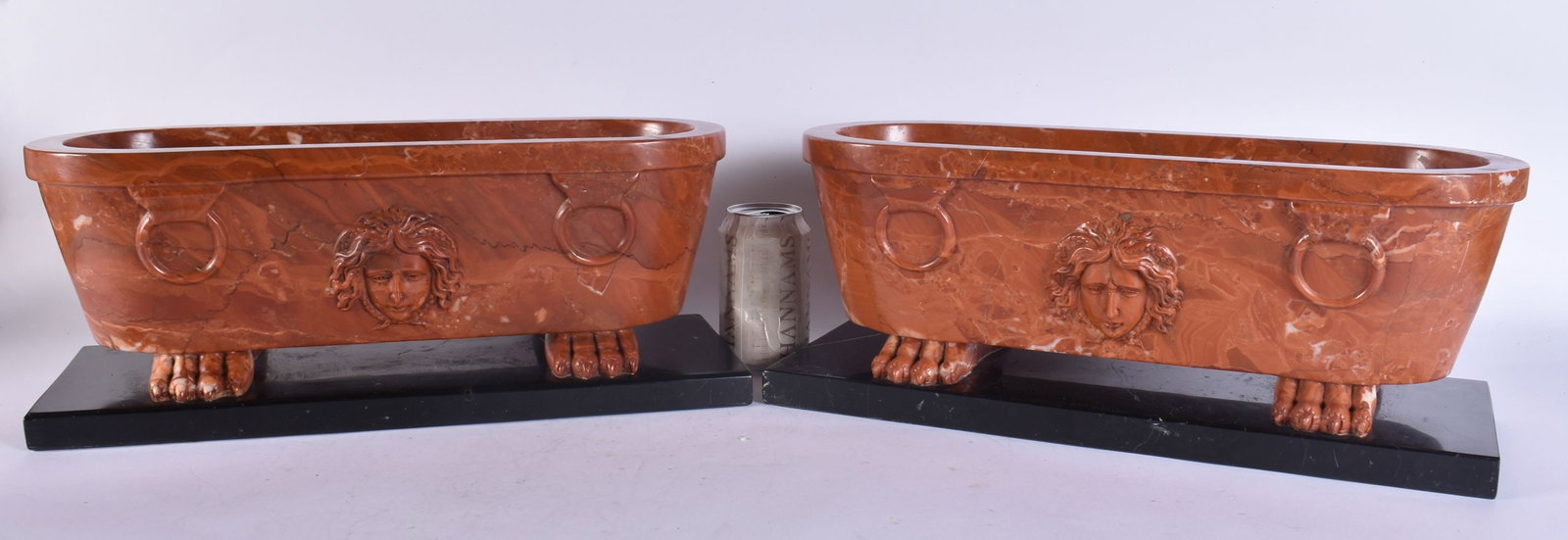 A VERY RARE PAIR OF 19TH CENTURY ITALIAN GRAND TOUR ANTICO ROSSO MARBLE BATHS After the Antiquity. 4 (1 of 12)