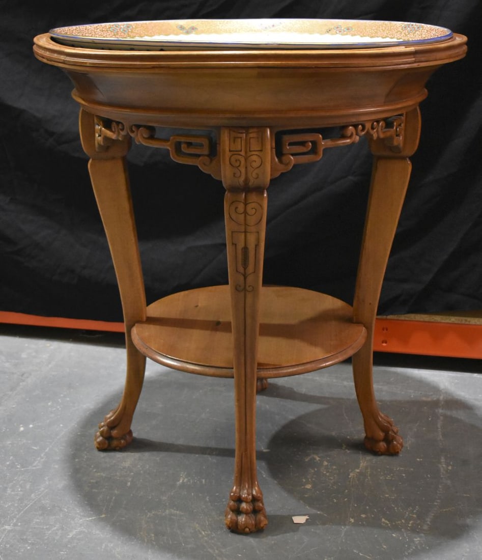 A LARGE 19TH CENTURY FRANCO JAPANESE IMARI INSET DISH ON STAND painted with insects and extensive fo (1 of 10)