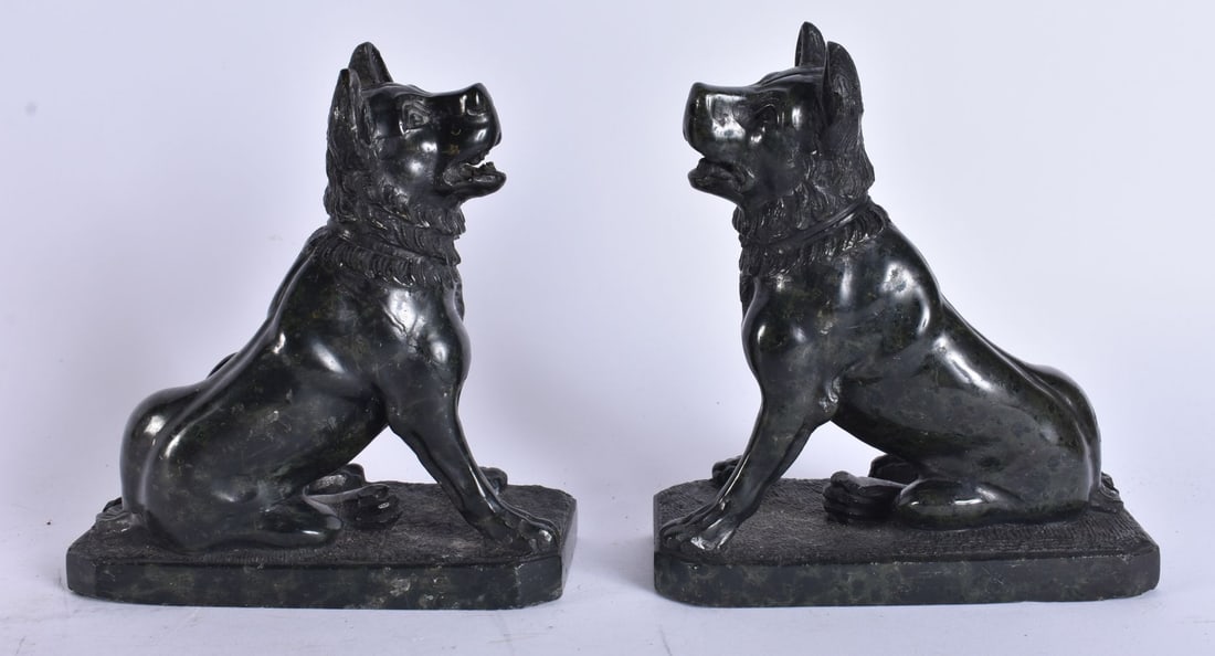 A PAIR OF 19TH CENTURY ITALIAN GRAND TOUR SERPENTINE DOGS. 17 cm x 14 cm. (1 of 6)