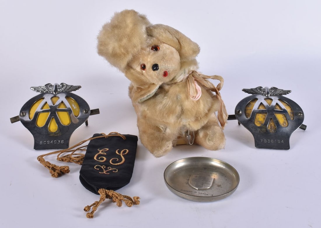 A WIND UP TOY DOG etc. (qty) (1 of 7)