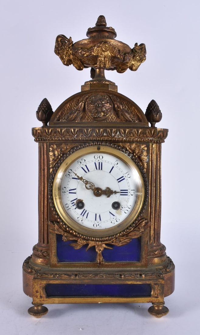 A 19TH CENTURY FRENCH BRONZE AND PORCELAIN MANTEL CLOCK. 33 cm high. (1 of 7)