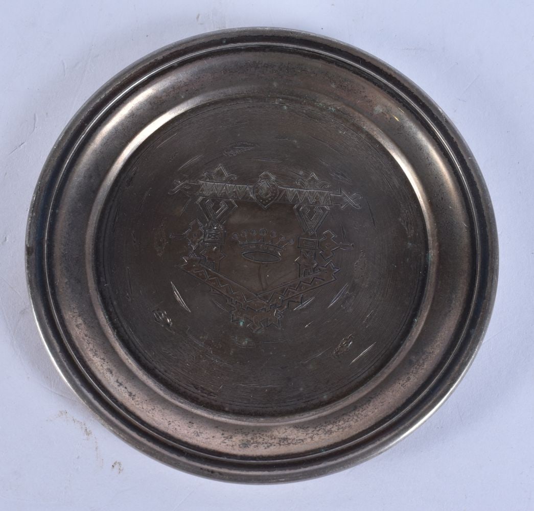AN ANTIQUE RUSSIAN SILVER DISH. 85 grams. 11 cm wide. (1 of 4)