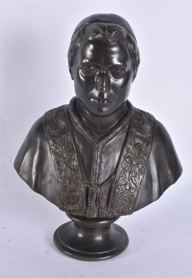A 19TH CENTURY EUROPEAN GRAND TOUR BRONZE BUST OF A CARDINAL. 27 cm x 15 cm.: A 19TH CENTURY EUROPEAN GRAND TOUR BRONZE BUST OF A CARDINAL. 27 cm x 15 cm.